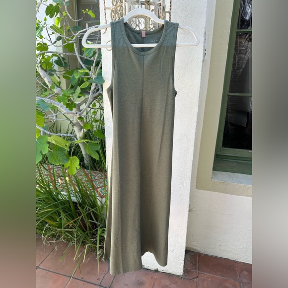 Lunya Restore Fitted Dress in softest cotton sizes Small & Medium Olive green - Picture 5 of 6